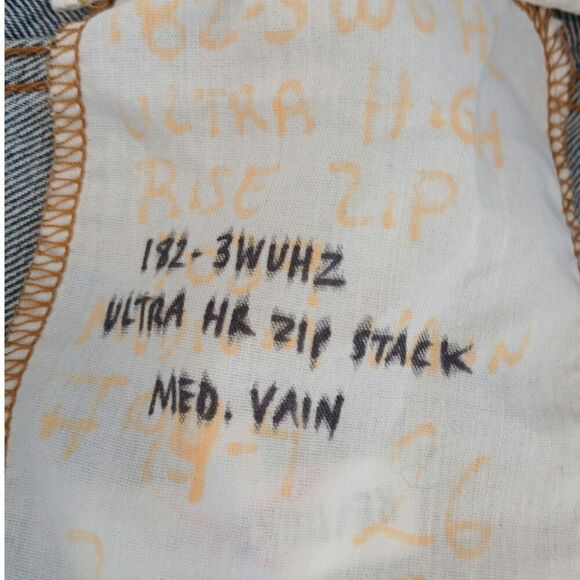 NEW! Re/Done Ultra High Rise Zip Stack Ankle‎ SZ 26 USA - Picture 9 of 9